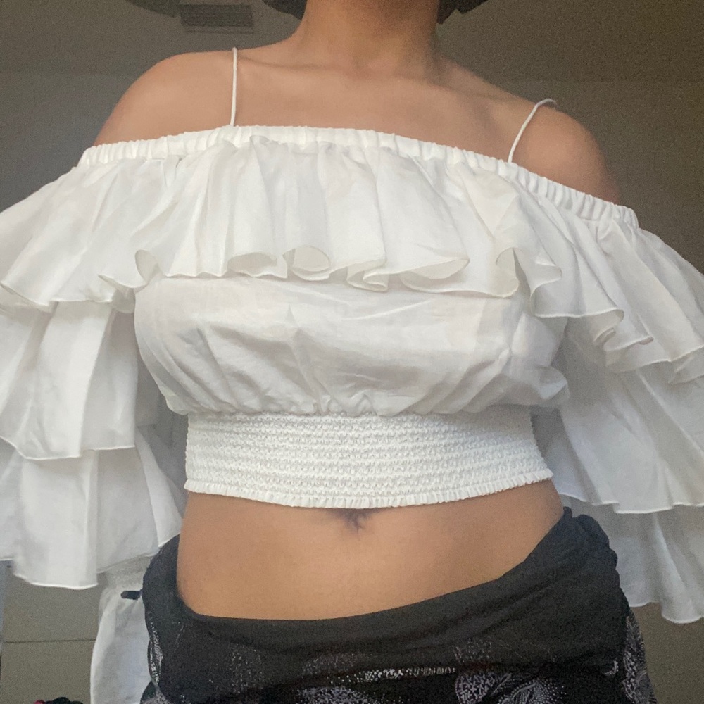 Alice + Olivia NWT Ruffle Crop Top
